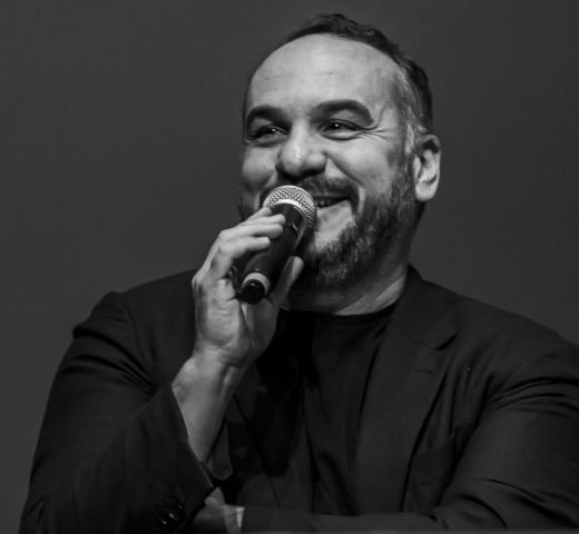 Conférence divertissante pour entreprise avec le magicien Régis Rossi